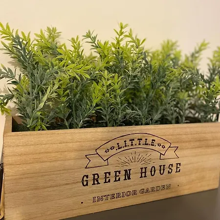 Clos Pasteur Modern For 4 People